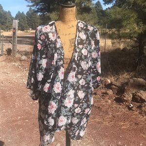 Dizzy Gal Floral Komono Slv Sheer Top 1X